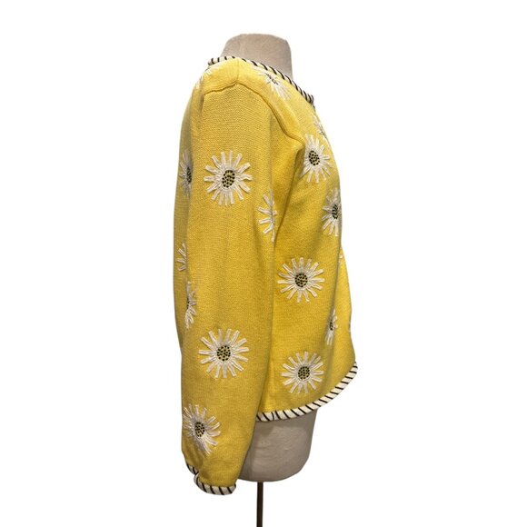 Susan Bristol Yellow Daisy Embroidered Cardigan Sweater | Large | Vintage Cottag - Picture 5 of 9